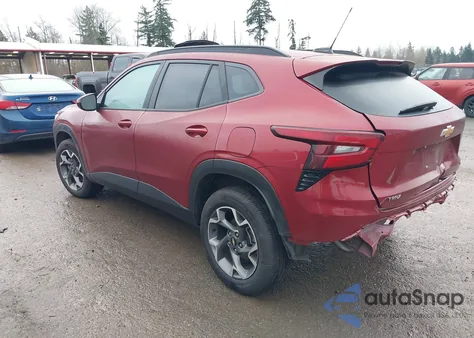 2025 Chevrolet Trax Fwd Lt z USA, uszkodzony, nr VIN KL77LHEP3SC183418